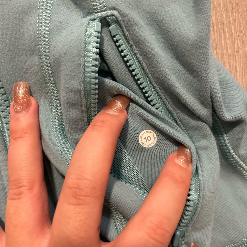 Lululemon Define Jacket - Picture 2 of 6